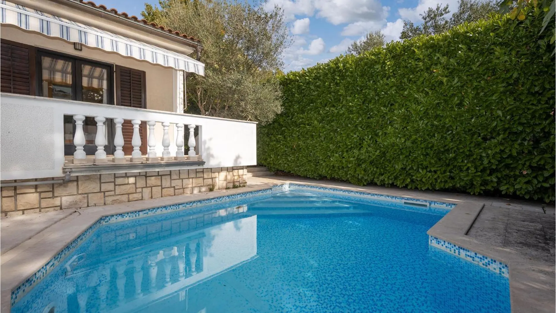 Three-Bedroom Holiday Home In Krk 크르크