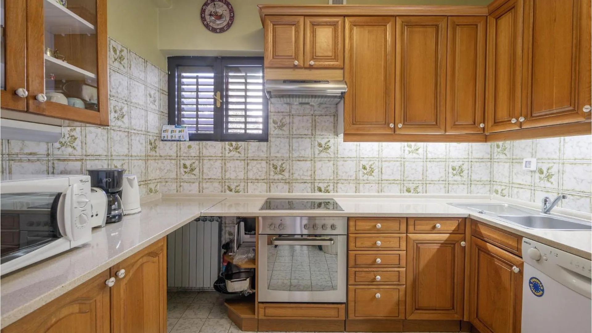 Three-Bedroom Holiday Home In Krk Krk Town 0*,
