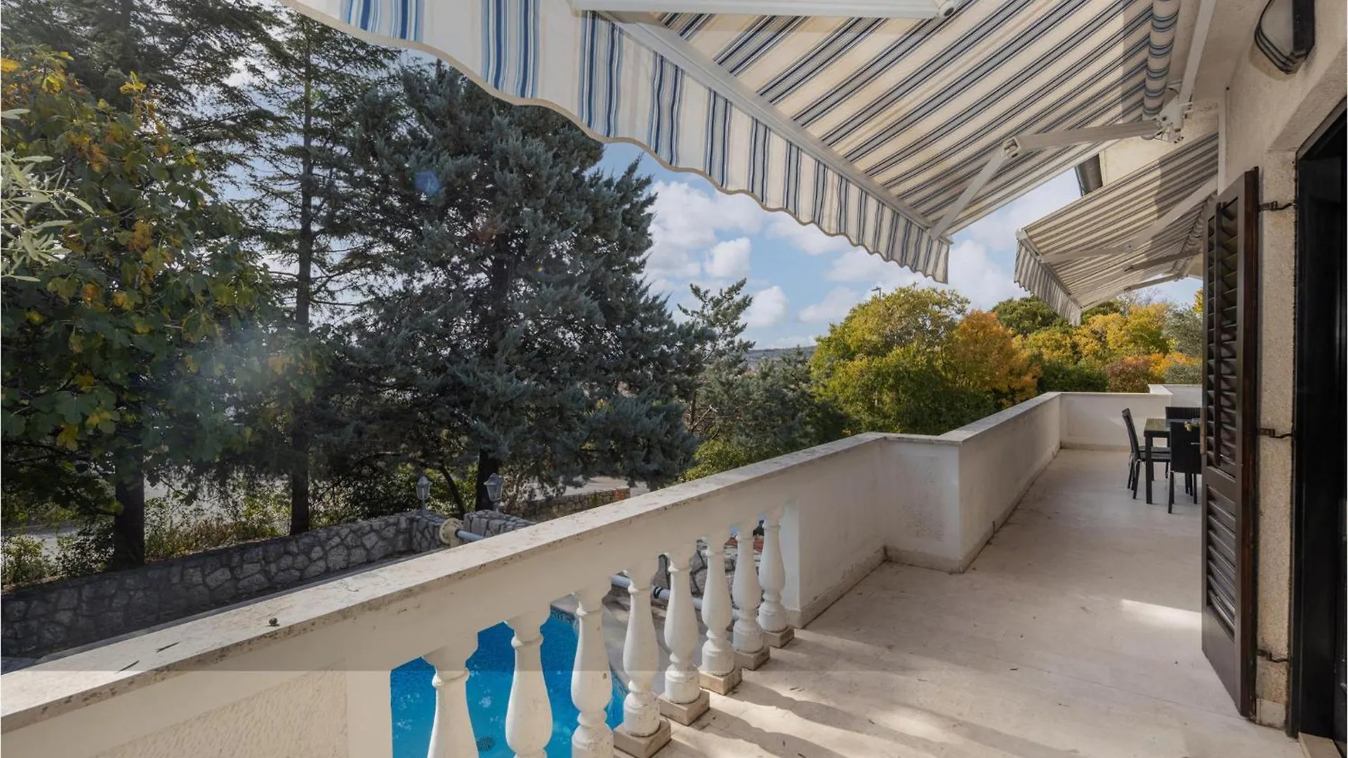 Three-Bedroom Holiday Home In Krk Krk Town