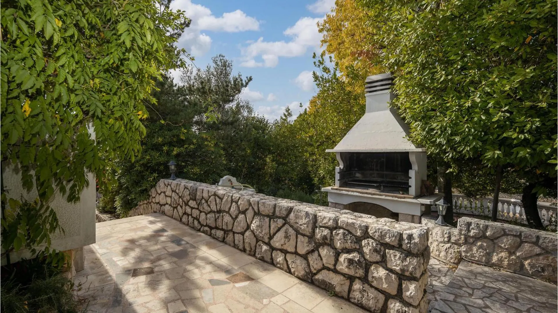 Three-Bedroom Holiday Home In Krk 크르크